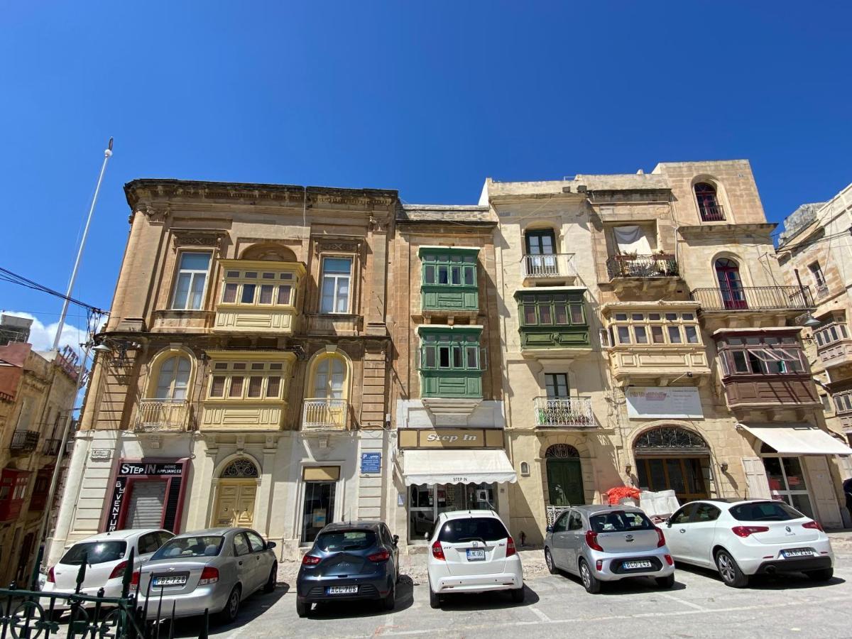 The Knight - Heritage & Art Home At Birgu Square מראה חיצוני תמונה