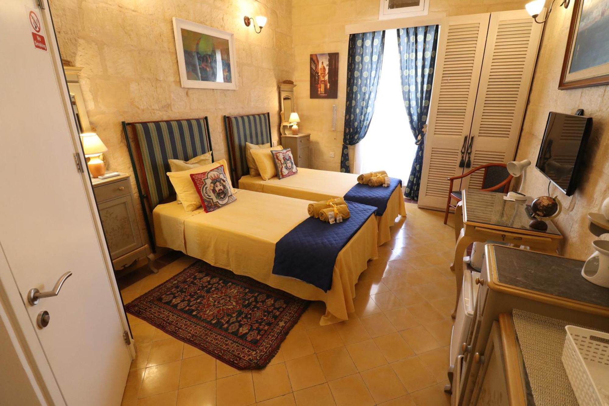 The Knight - Heritage & Art Home At Birgu Square מראה חיצוני תמונה